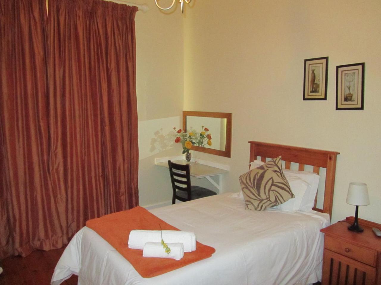 Bishops Guest House Vryheid Luaran gambar